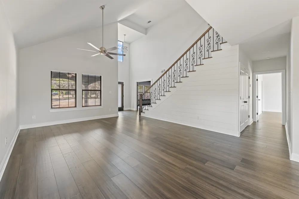 9405 Hilltop Street Rio Vista, TX 76093