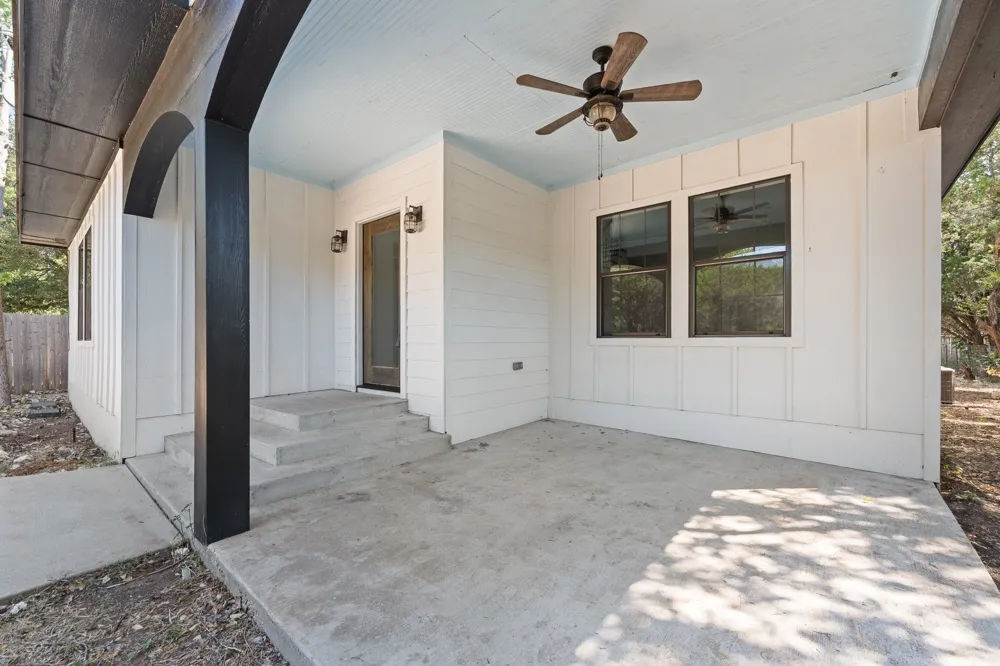9405 Hilltop Street Rio Vista, TX 76093