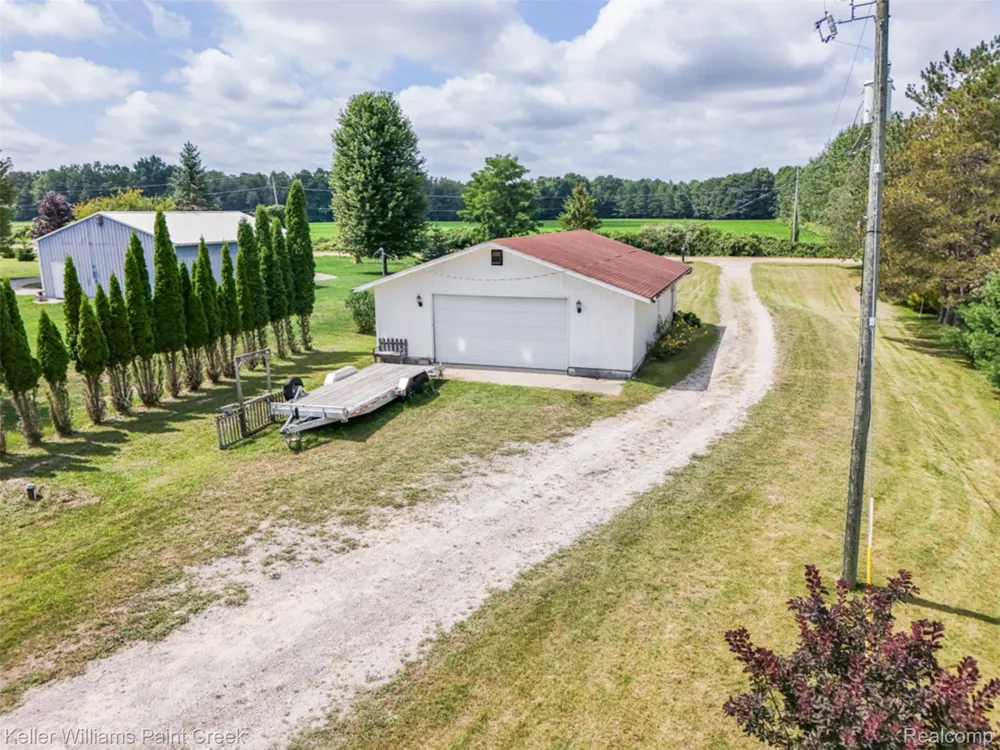 533 White Road Hay Township, MI 48624