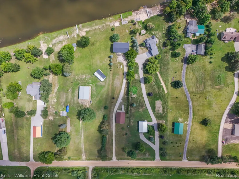 533 White Road Hay Township, MI 48624