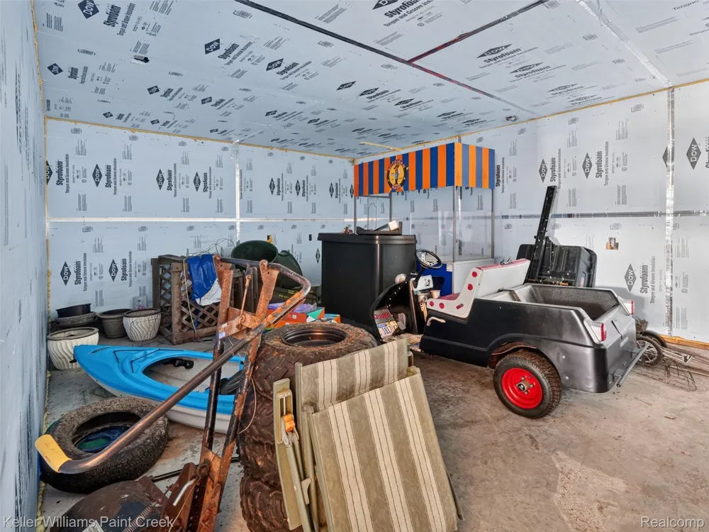 533 White Road Hay Township, MI 48624