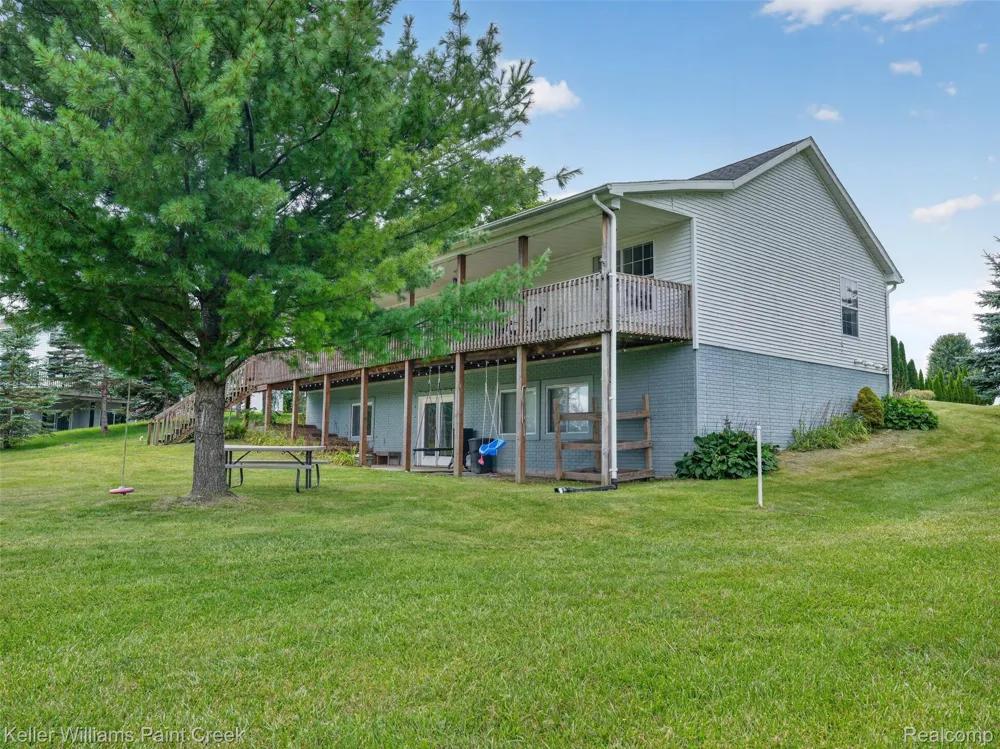 533 White Road Hay Township, MI 48624