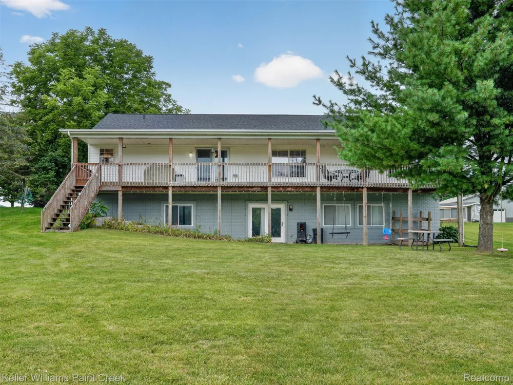 533 White Road Hay Township, MI 48624