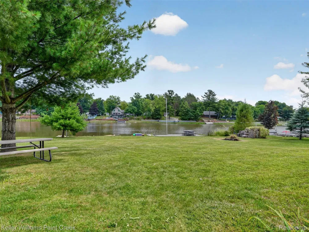 533 White Road Hay Township, MI 48624