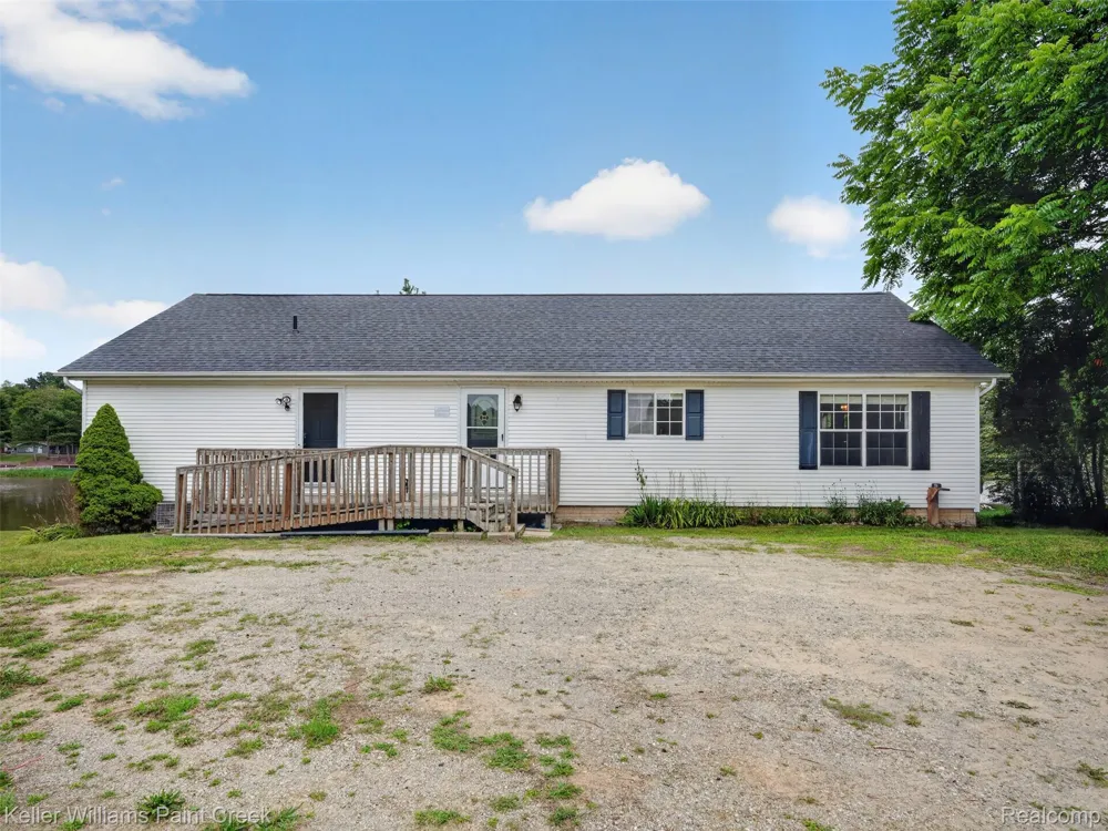533 White Road Hay Township, MI 48624