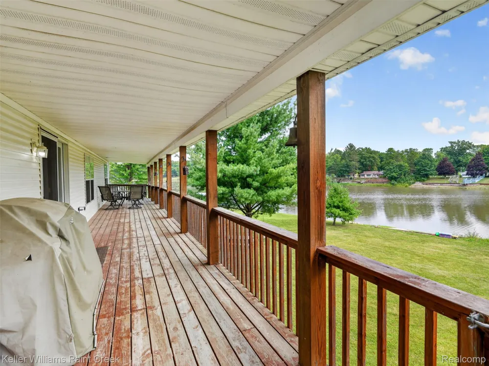 533 White Road Hay Township, MI 48624