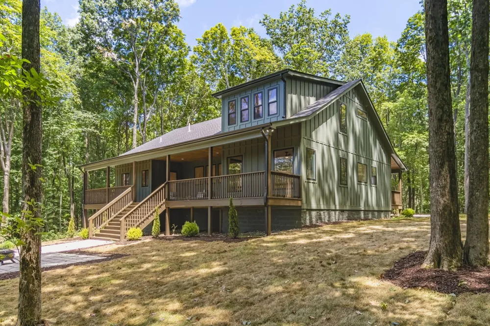824 Valley View Drive Altamont, TN 37301