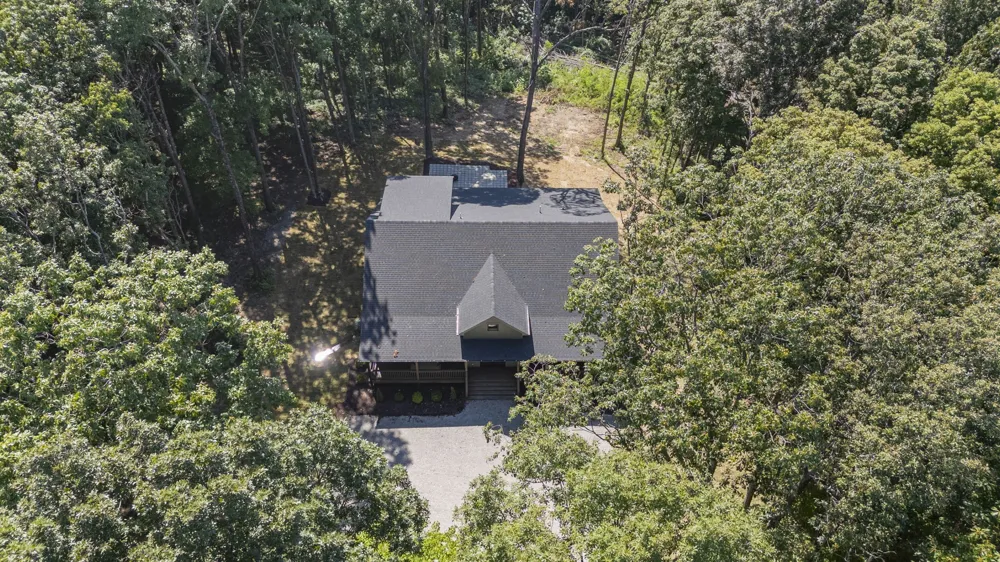 824 Valley View Drive Altamont, TN 37301