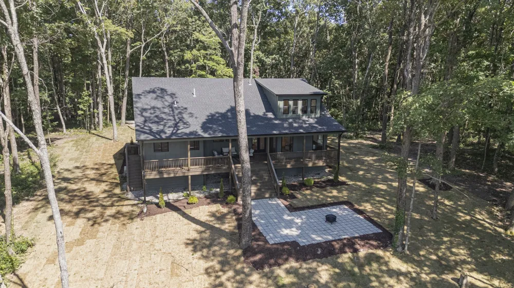824 Valley View Drive Altamont, TN 37301