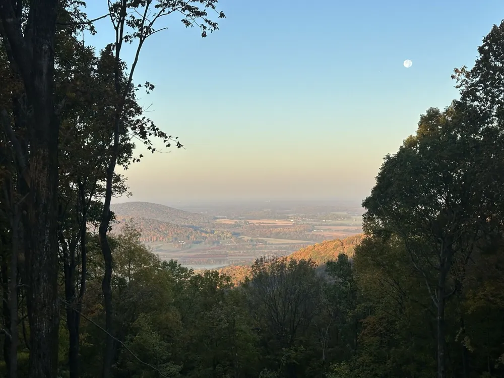 824 Valley View Drive Altamont, TN 37301