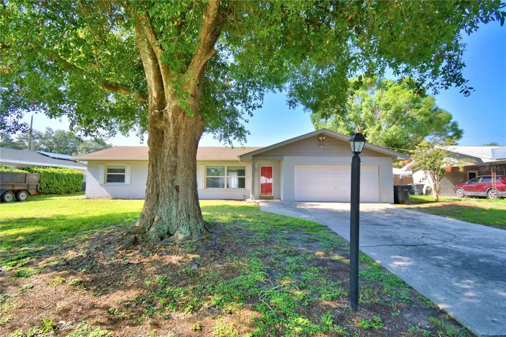 153 BROWNING CIR Winter Haven, FL 33884