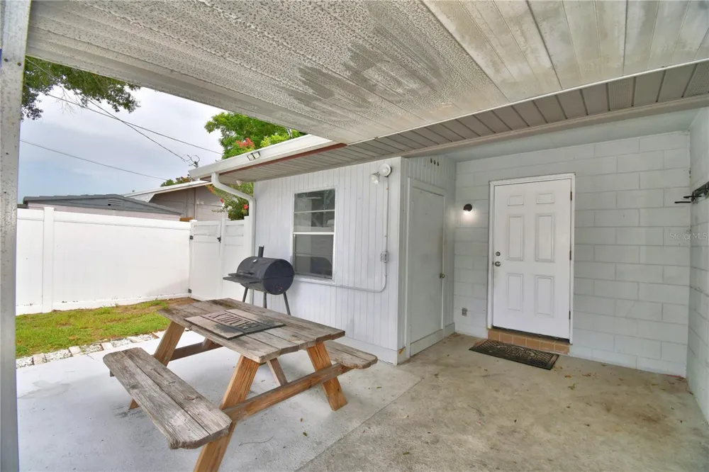 153 BROWNING CIR Winter Haven, FL 33884