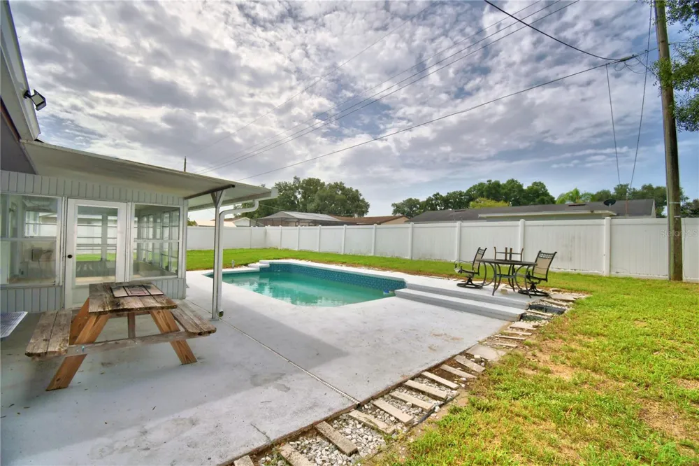 153 BROWNING CIR Winter Haven, FL 33884