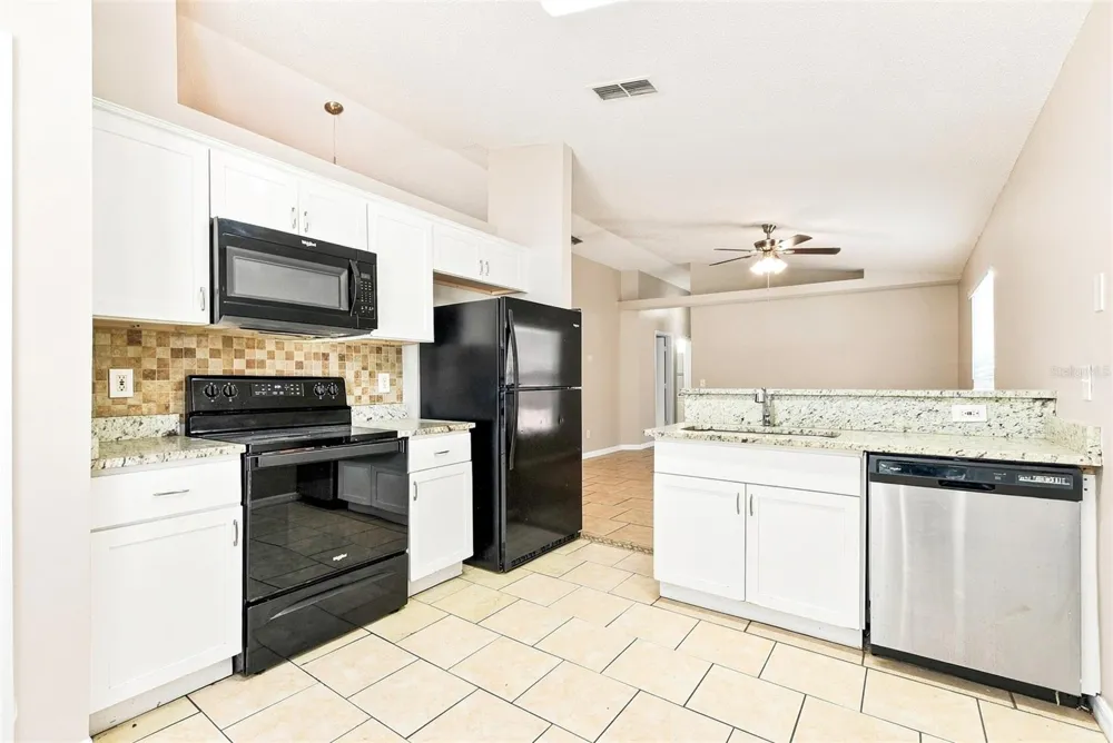 4758 MUIR VILLAGE Orlando, FL 32808