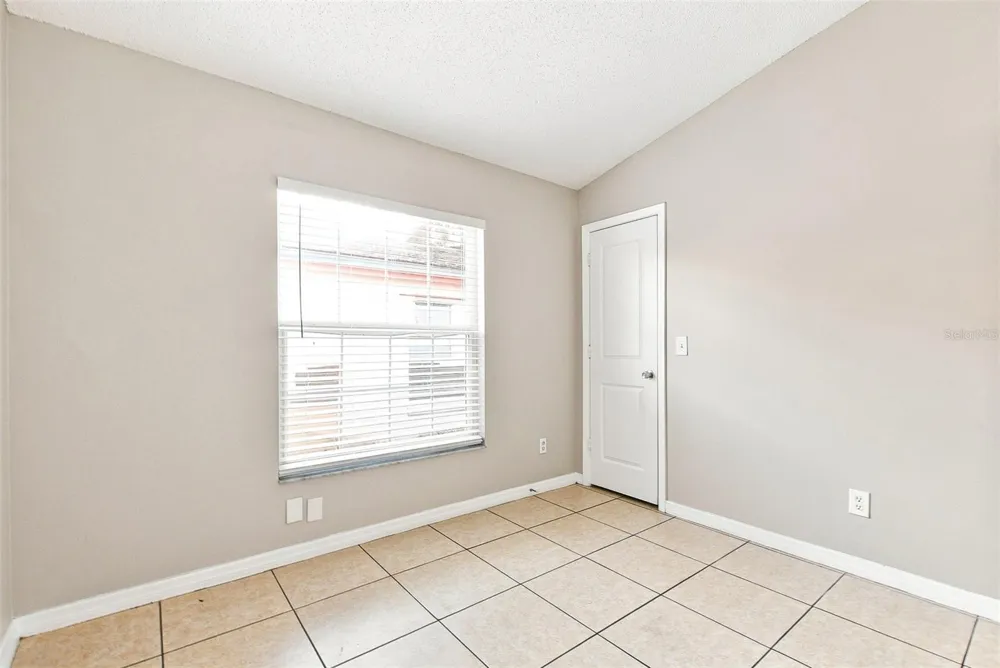4758 MUIR VILLAGE Orlando, FL 32808