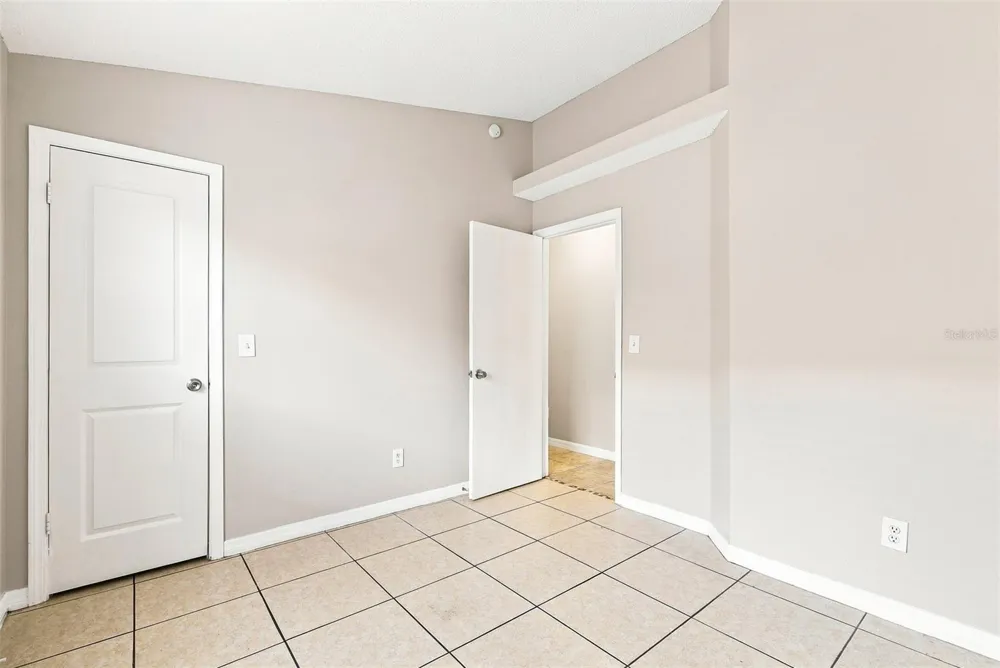 4758 MUIR VILLAGE Orlando, FL 32808