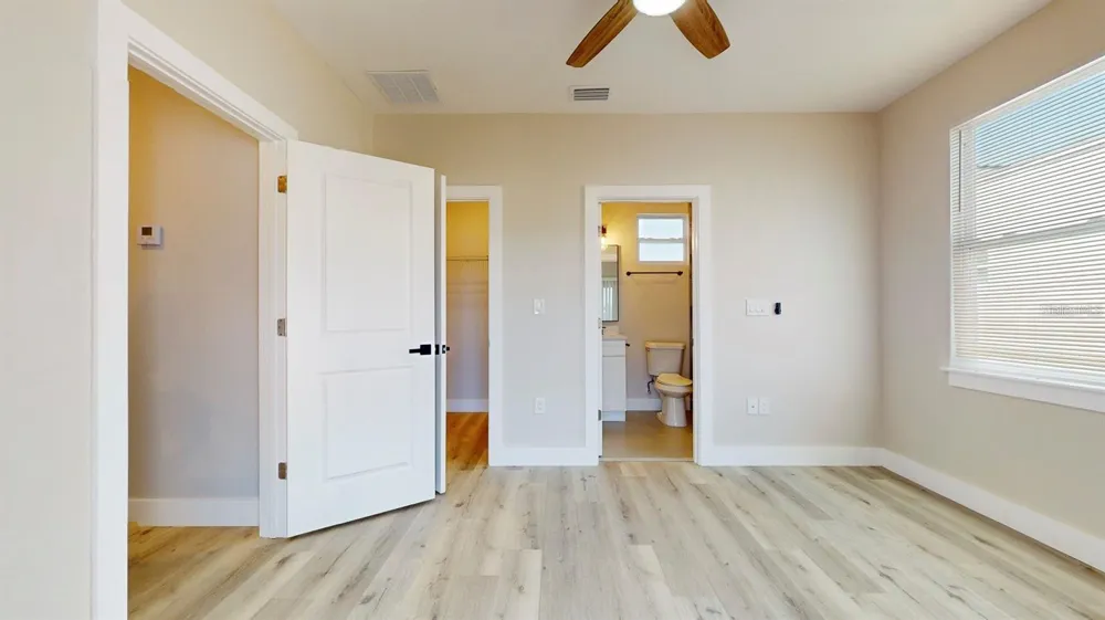 5101 12TH AVENUE St Petersburg, FL 33710