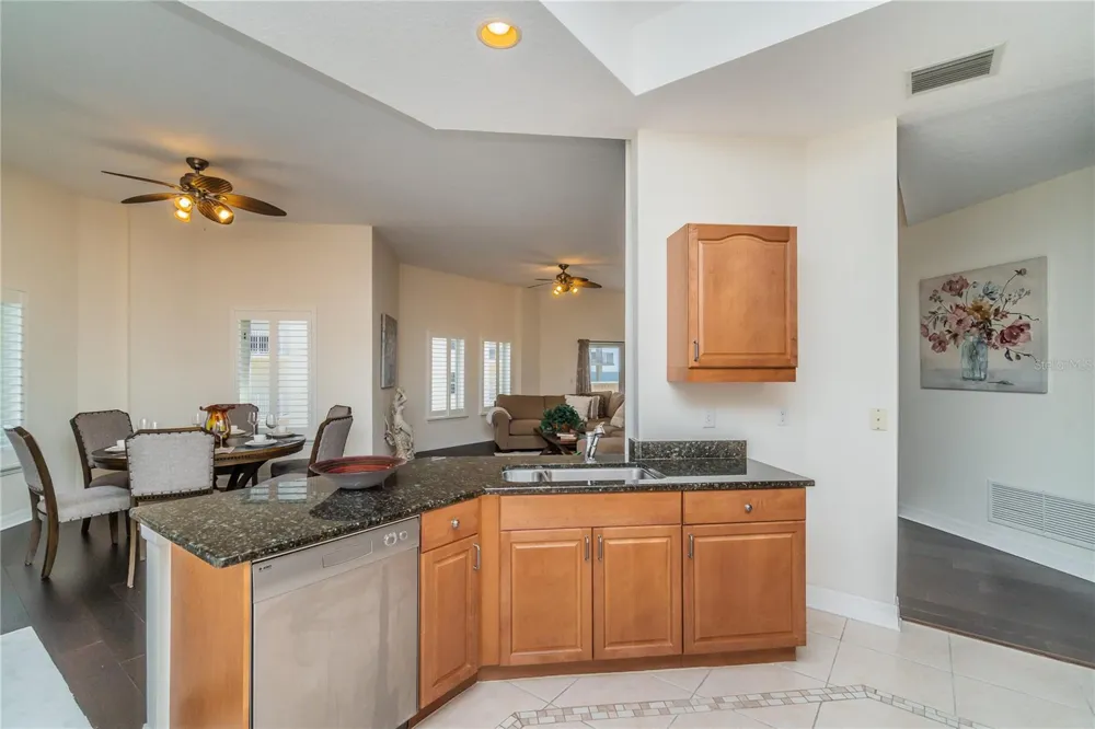 14 SOMERSET STREET #5C Clearwater, FL 33767