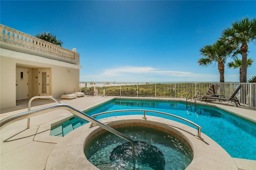 14 SOMERSET STREET #5C Clearwater, FL 33767