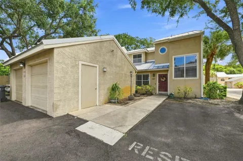 13017 LORNA PLACE