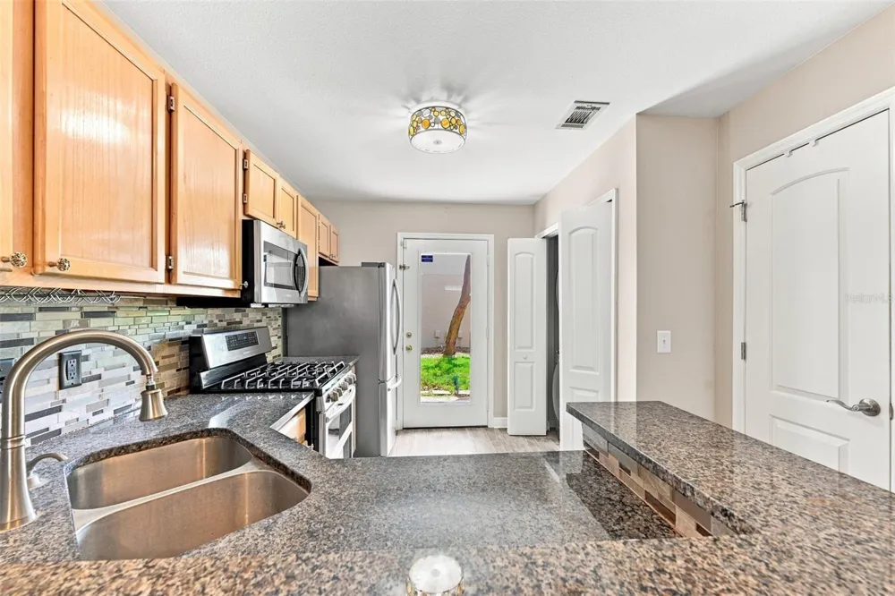 13017 LORNA PLACE Tampa, FL 33618