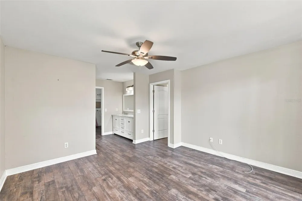 13017 LORNA PLACE Tampa, FL 33618