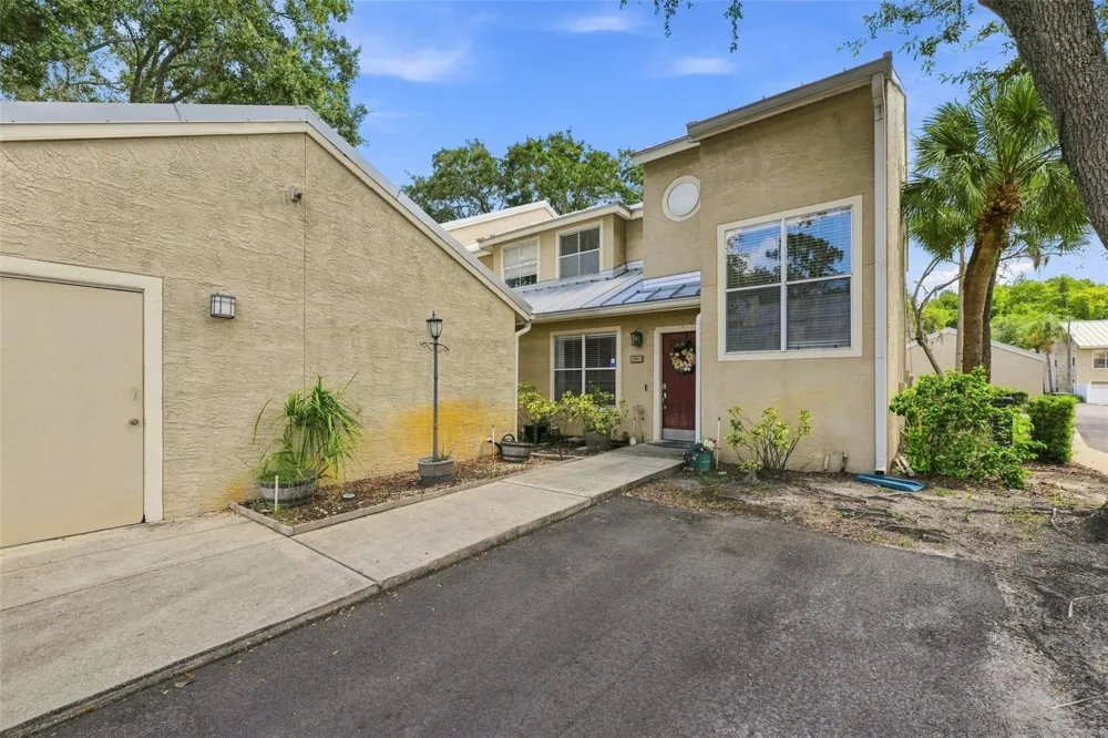 13017 LORNA PLACE Tampa, FL 33618