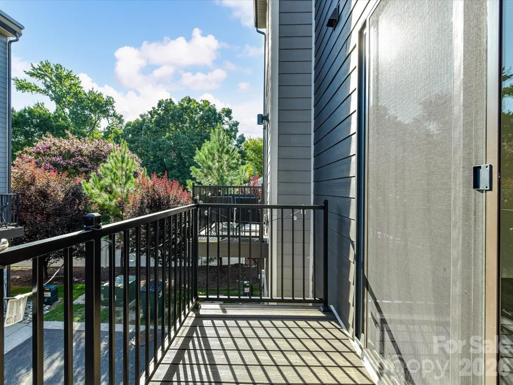324 Yorkshire Drive Charlotte, NC 28217
