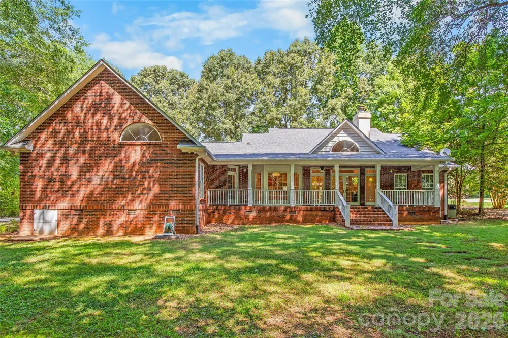 6756 Hawks Nest Lane Stanley, NC 28164