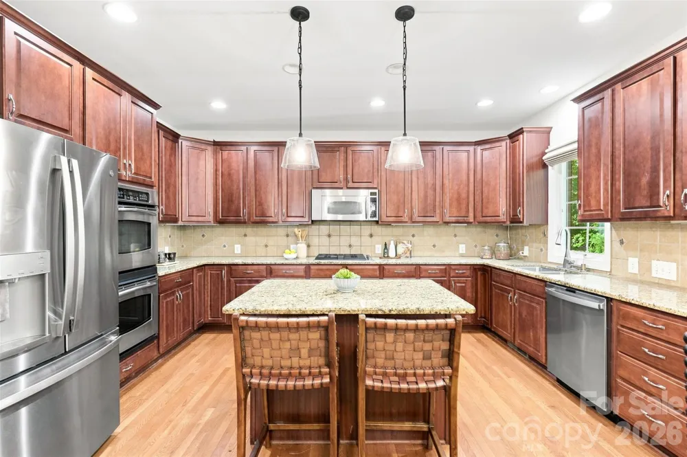 3013 Groves Edge Lane Waxhaw, NC 28173