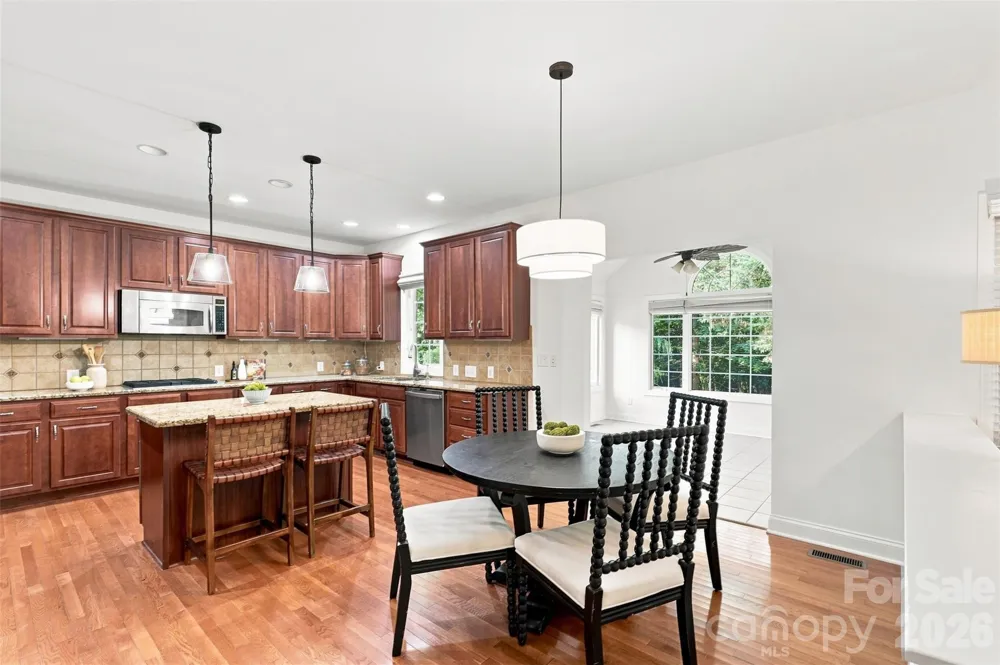 3013 Groves Edge Lane Waxhaw, NC 28173