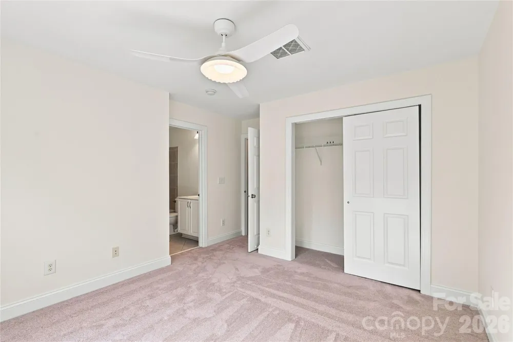 3013 Groves Edge Lane Waxhaw, NC 28173