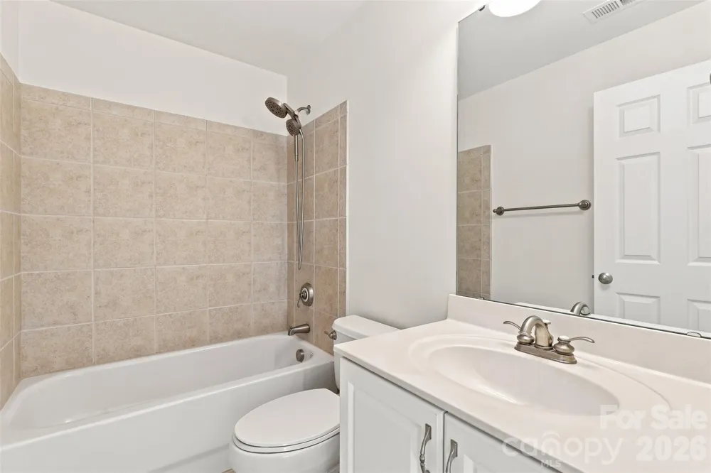 3013 Groves Edge Lane Waxhaw, NC 28173