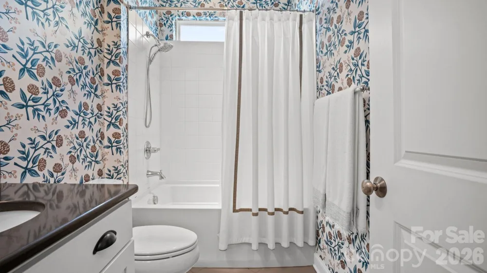 420 Granite Lake Court Denver, NC 28037