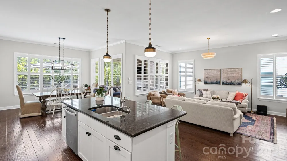 420 Granite Lake Court Denver, NC 28037