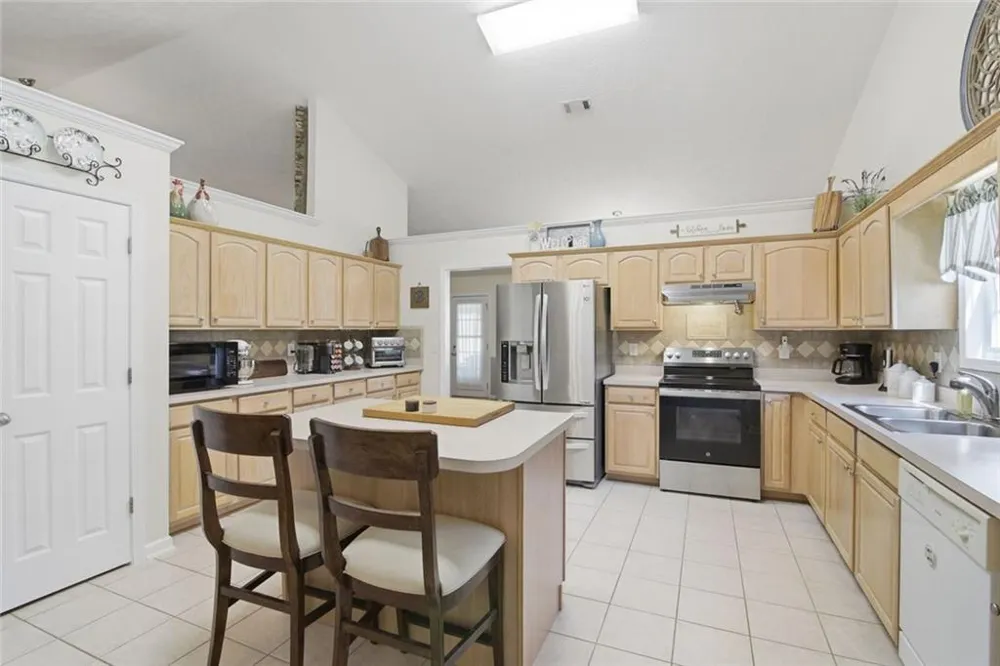 1408 Hidden Cove Loganville, GA 30052