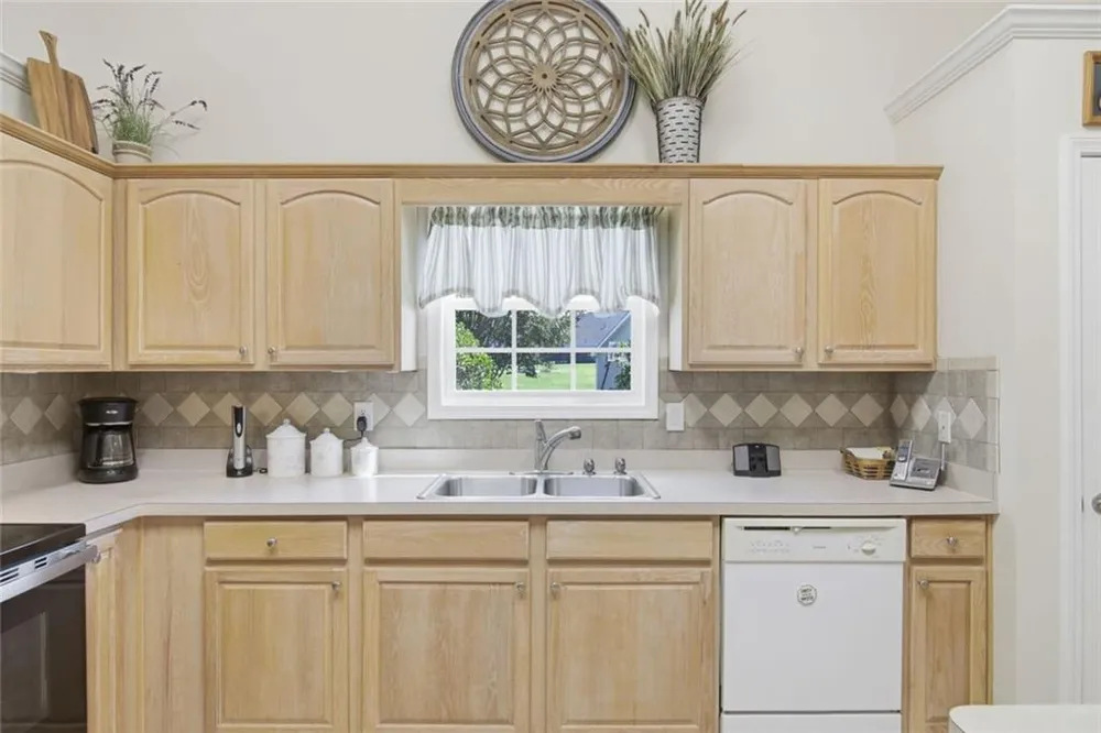 1408 Hidden Cove Loganville, GA 30052