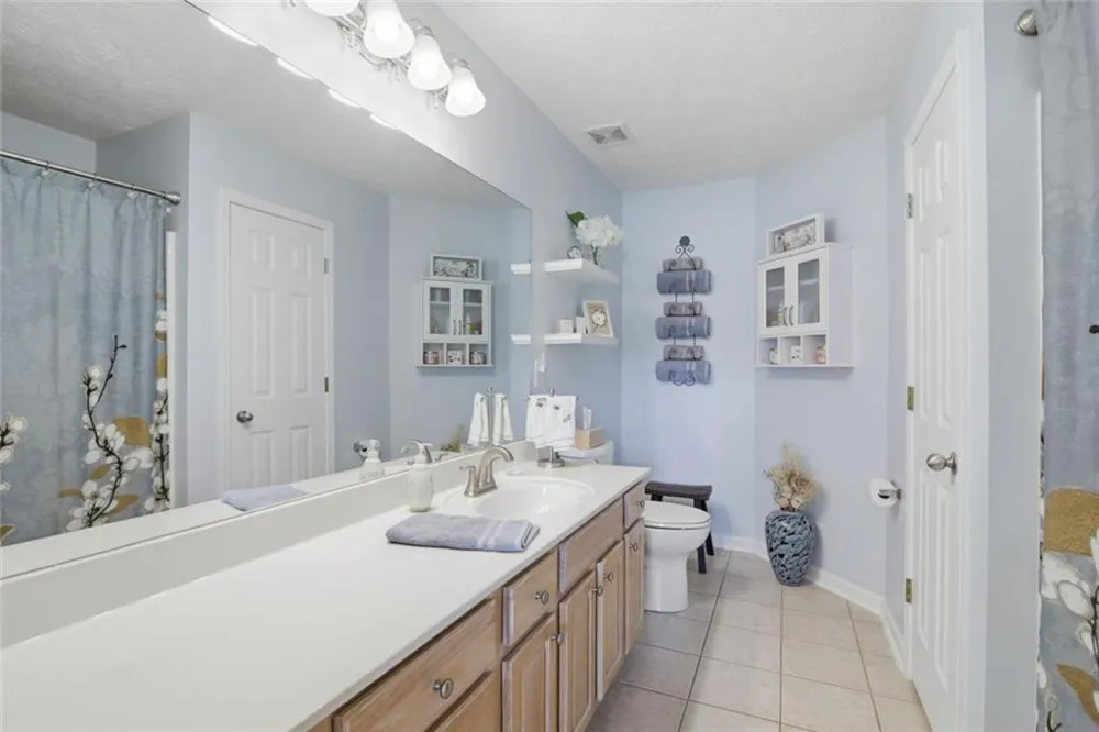 1408 Hidden Cove Loganville, GA 30052