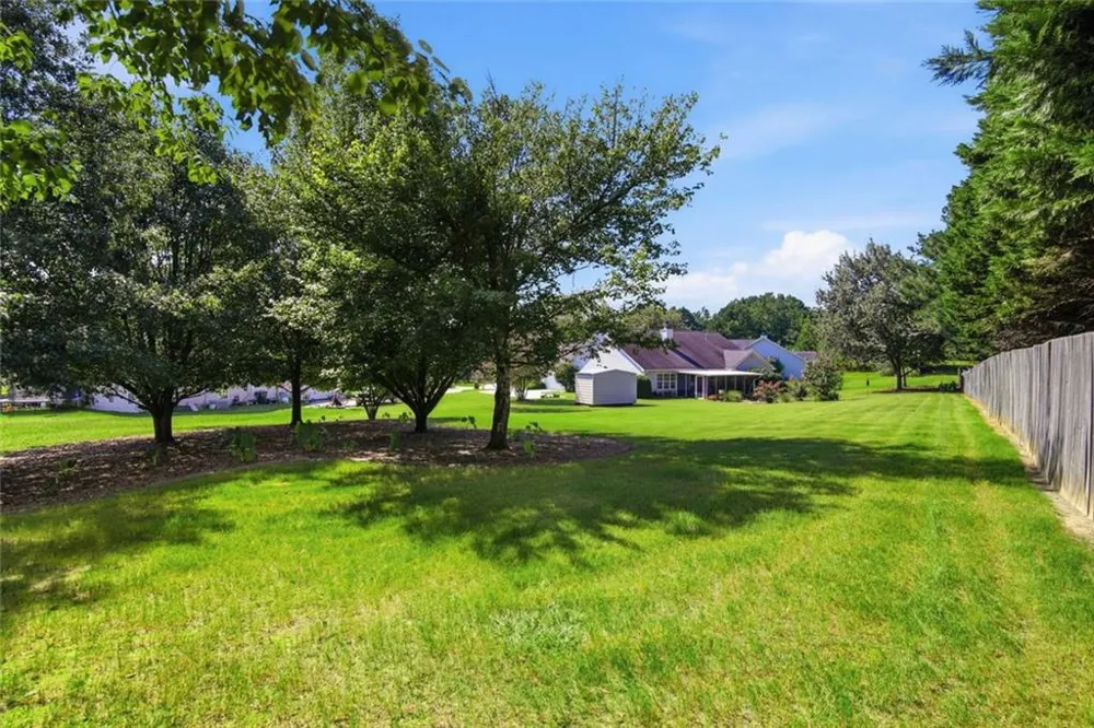 1408 Hidden Cove Loganville, GA 30052