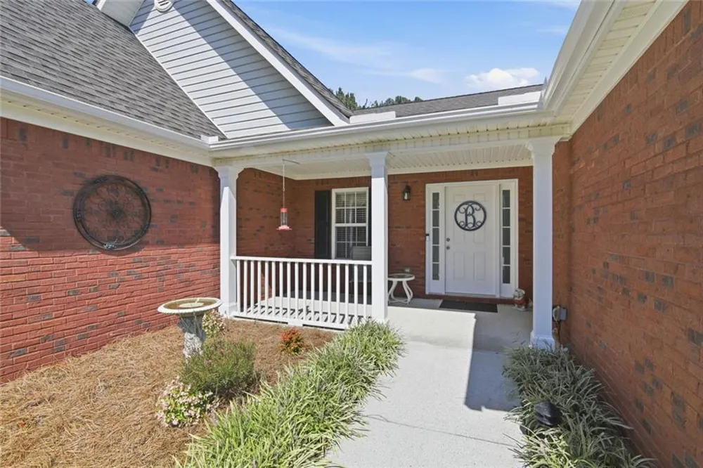 1408 Hidden Cove Loganville, GA 30052