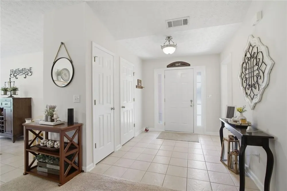 1408 Hidden Cove Loganville, GA 30052