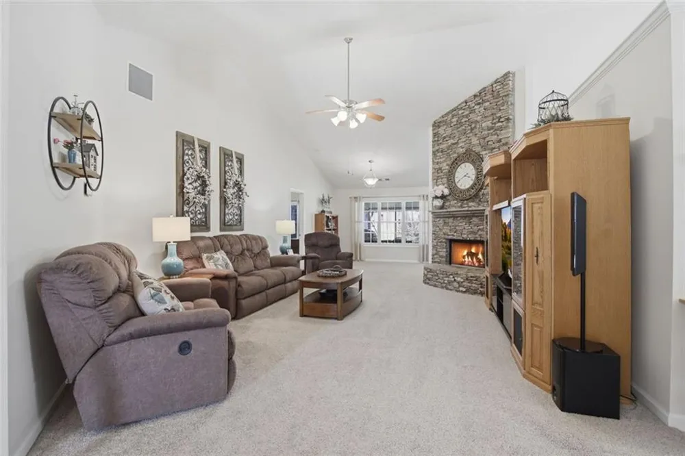 1408 Hidden Cove Loganville, GA 30052