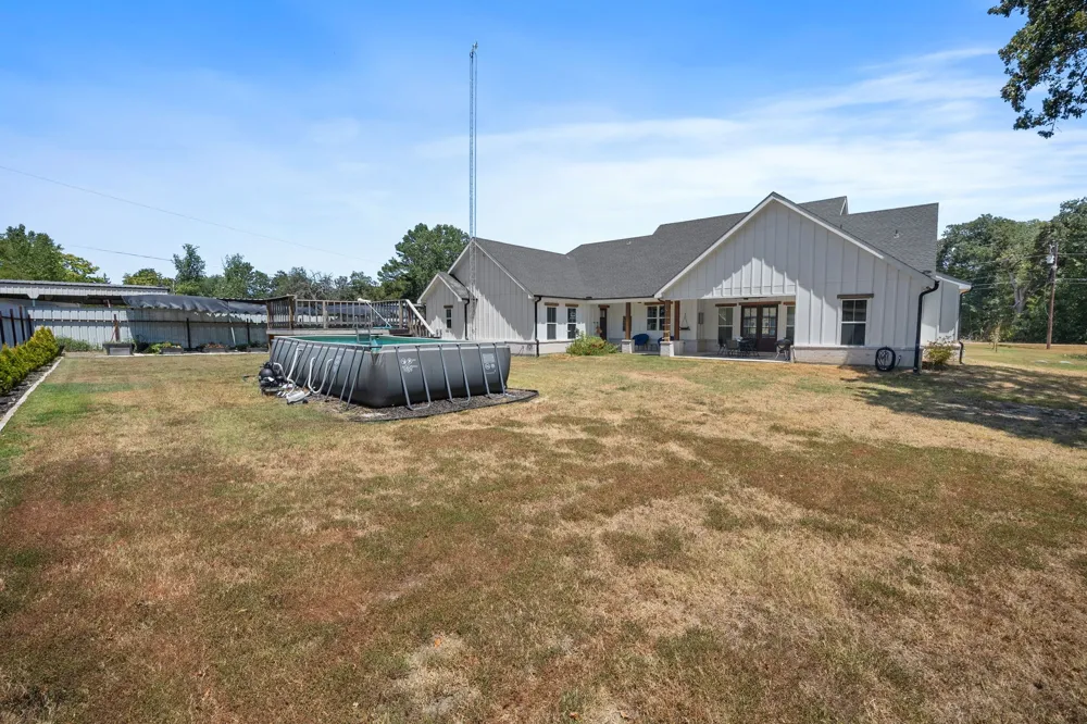 17803 County Road 381 Terrell, TX 75161