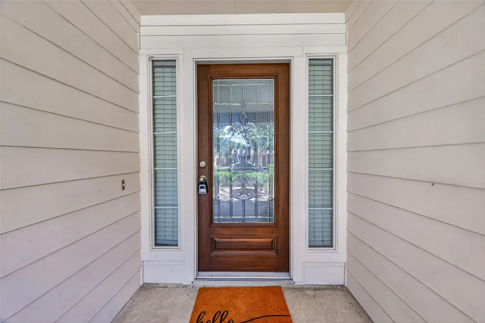 11915 Lois Lane Pinehurst, TX 77362