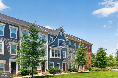 5128 RIDGEVIEW RETREAT DRIVE