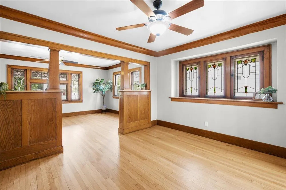 852 Richmond Street NW Grand Rapids, MI 49504