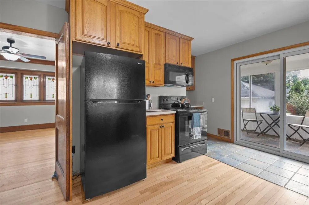 852 Richmond Street NW Grand Rapids, MI 49504