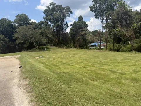 7725 Lloyd Road