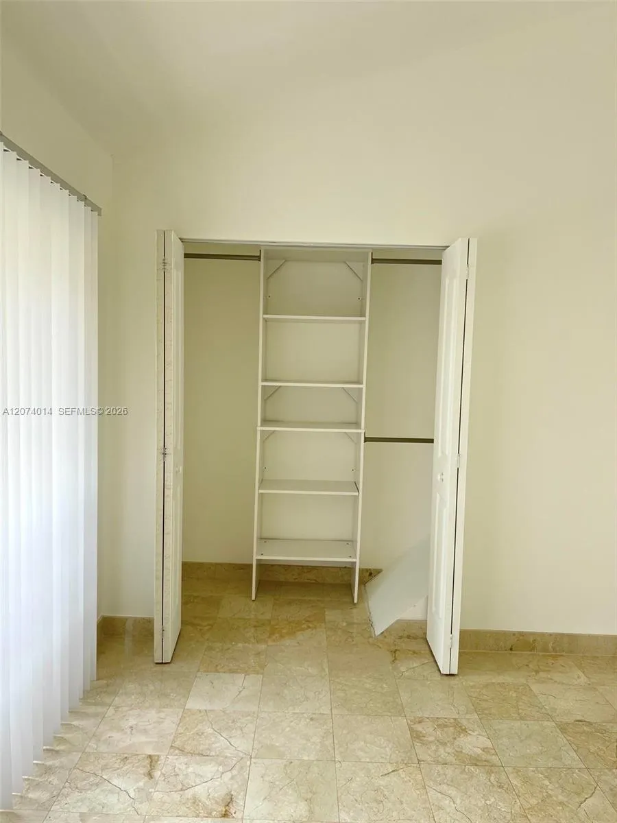 7803 SW 102nd Ln Miami, FL 33156