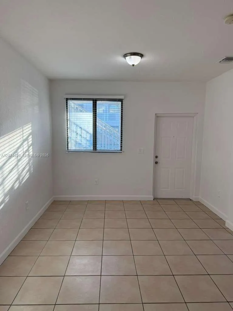 2903 SE 17th Ave #100 Homestead, FL 33035
